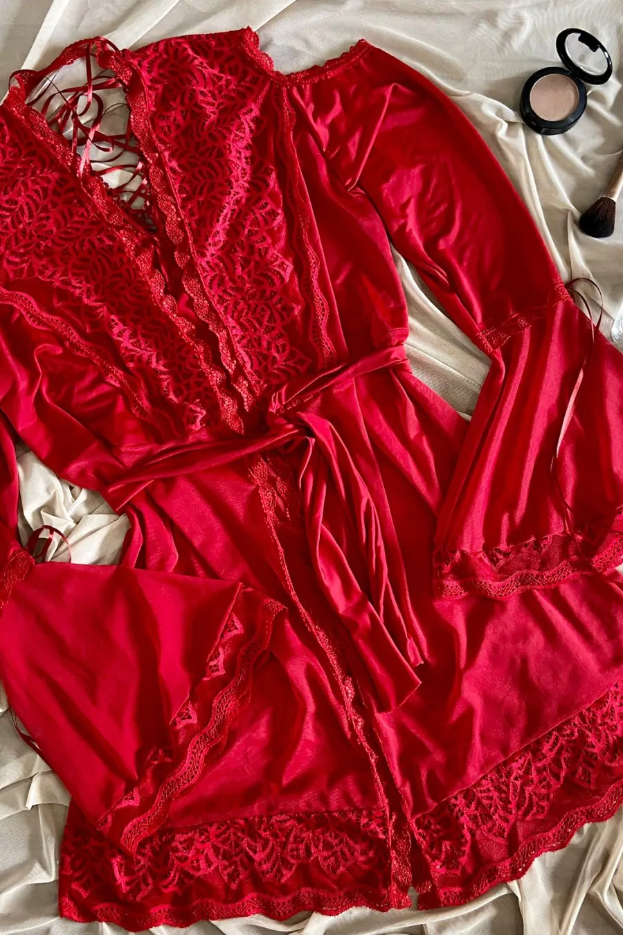 ROBE LUXUOSO EM TULE FINO E RENDA COM RECORTE VAZADO NAS COSTAS (Lingerie) - Imagen 2